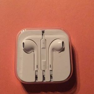 Apple headphone